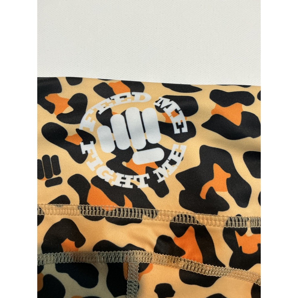 Feed Me Fight Me Leopard Print Capri Leggings Side Pockets Size M - Picture 3 of 7